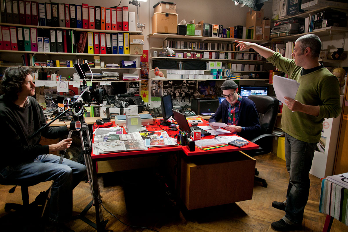 My Name Is Janez Janša, movie set: Darko Herič (left), Dražen Dragojević (center) and Janez Janša. Photo: Miha Fras